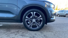 Volvo Xc40 2.0 B4P Inscription Pro 5dr Auto Petrol Estate